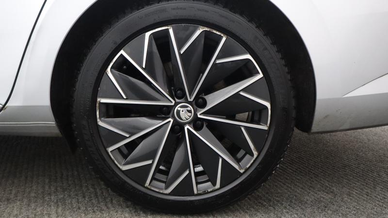 Used Skoda Superb 2021 for sale - 77599689: Photo 11