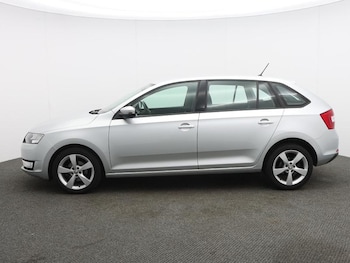 Used Skoda Rapid Spaceback 2017 for sale - 77746792: Photo