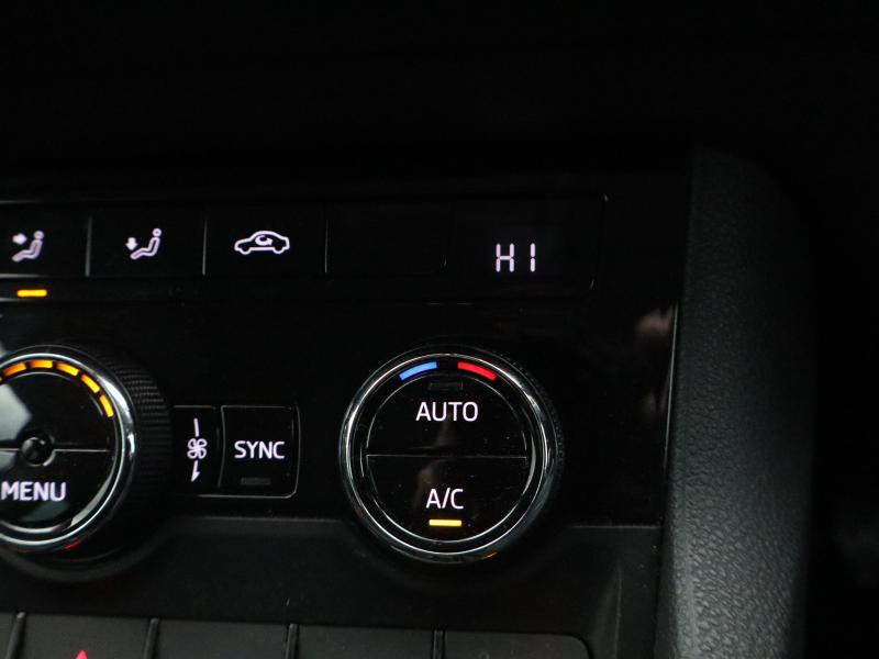 Used Skoda Karoq 2018 for sale - 77746871: Photo 32