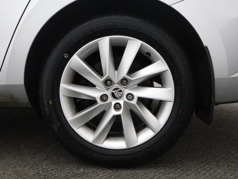 Used Skoda Superb 2019 for sale - 77746904: Photo 11