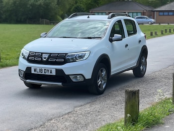 Used Dacia Sandero Stepway 2018 for sale - 78437179: Photo