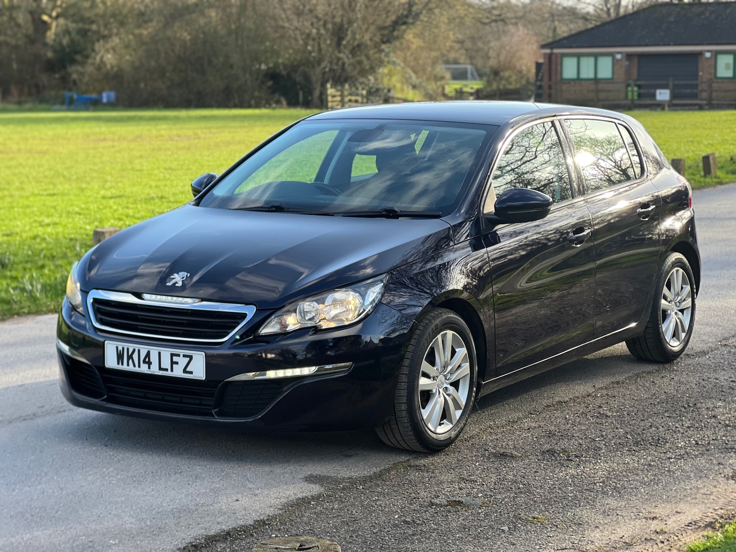 Used Peugeot 308 2014 for sale - 77570129: Photo 3
