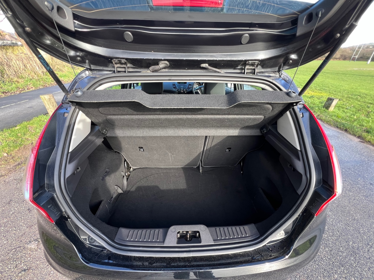 Used Ford Fiesta 2015 for sale - 77353623: Photo 7