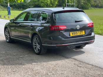 Used Volkswagen Passat 2019 for sale - 78465837: Photo
