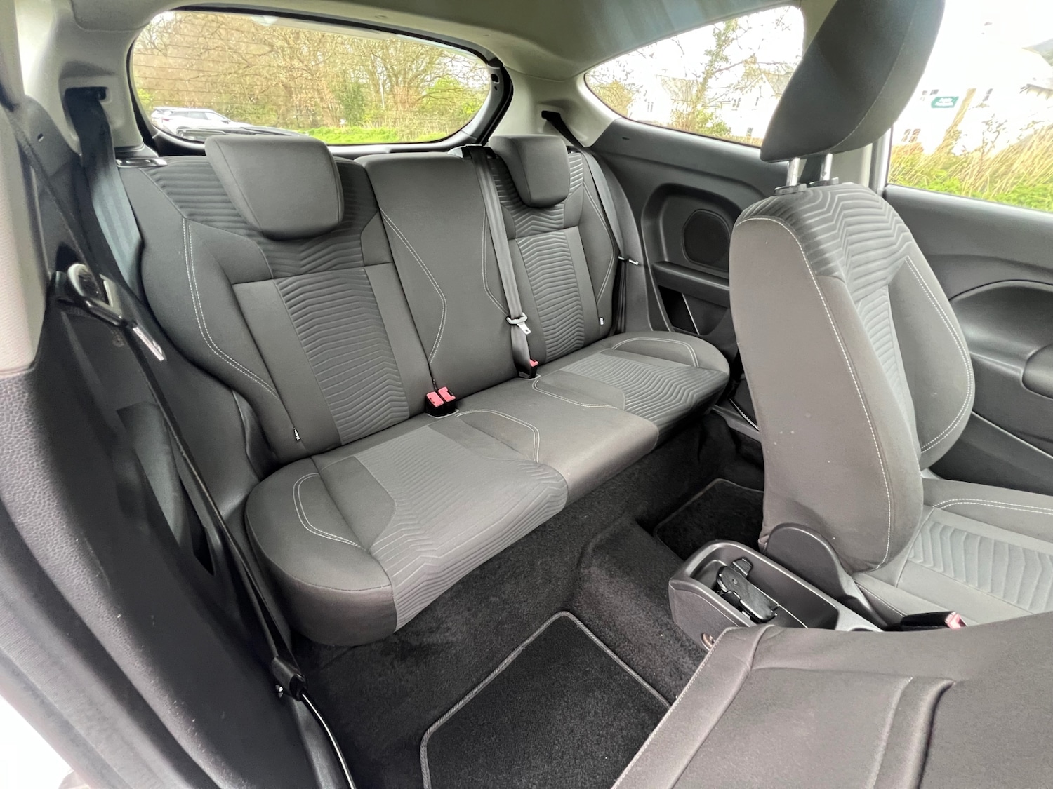 Used Ford Fiesta 2015 for sale - 78045848: Photo 6