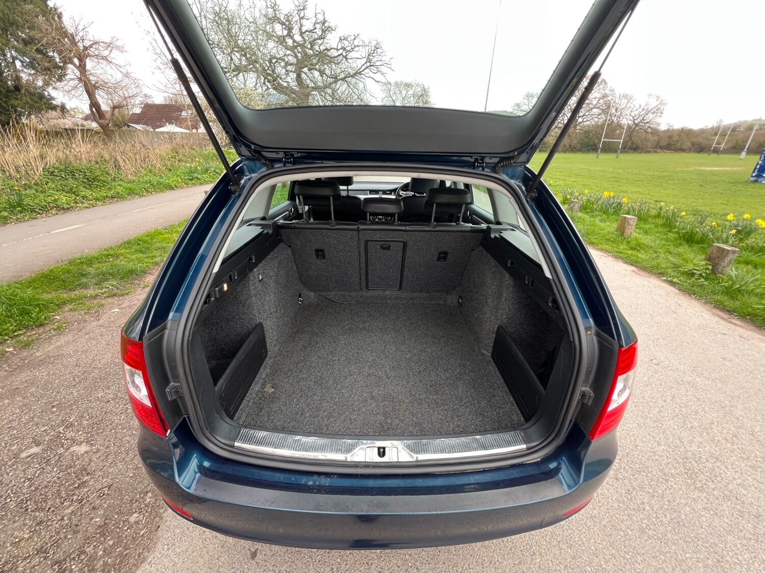 Used Skoda Superb 2014 for sale - 77917382: Photo 7