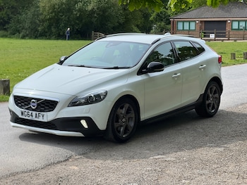 Used Volvo V40 2014 for sale - 79421001: Photo