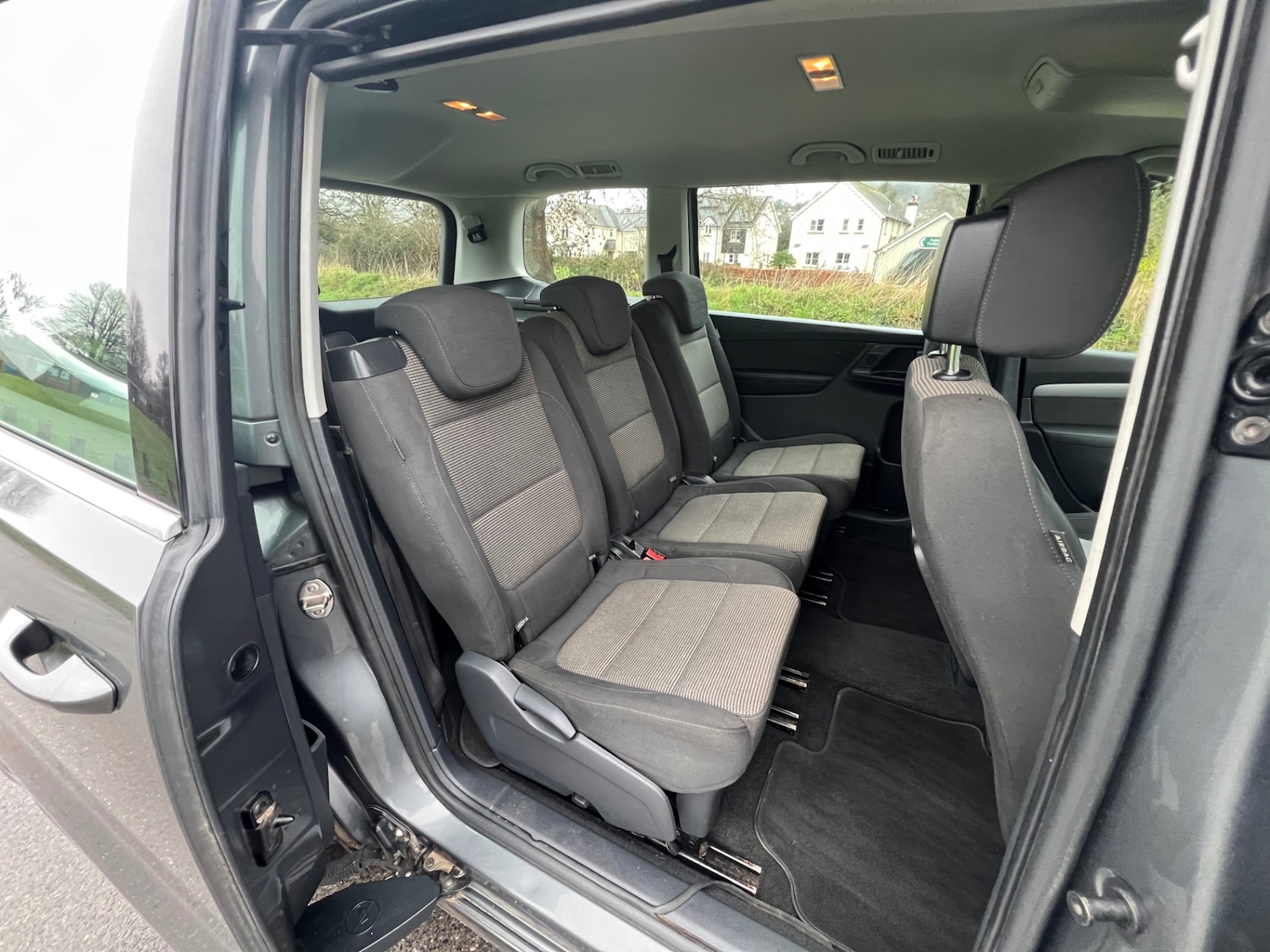 Used Volkswagen Sharan 2014 for sale - 77501554: Photo 9