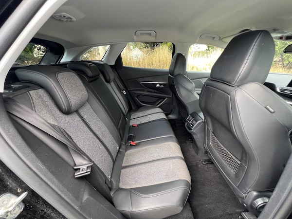 Used Peugeot 3008 2017 for sale - 75662205: Photo 8