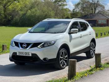 Used Nissan Qashqai 2015 for sale - 74402100: Photo