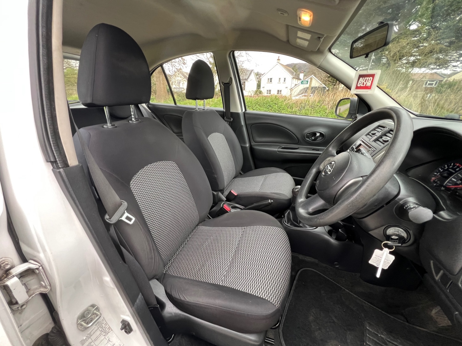 Used Nissan Micra 2013 for sale - 77998109: Photo 9