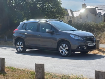 Used Peugeot 2008 2016 for sale - 79418253: Photo