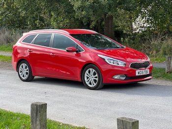 2015 (15) - 1.6 CRDi 3 5dr
