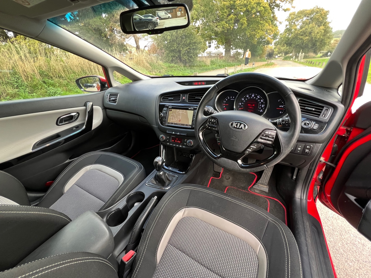 Used Kia Ceed 2015 for sale - 76353061: Photo 8