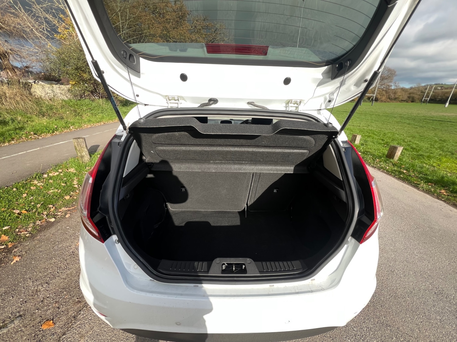 Used Ford Fiesta 2016 for sale - 76626629: Photo 7