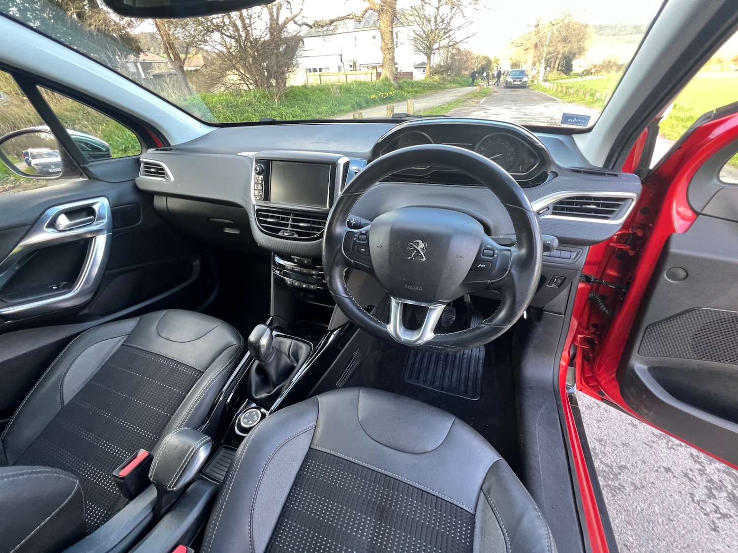 Used Peugeot 2008 2016 for sale - 77545113: Photo 11