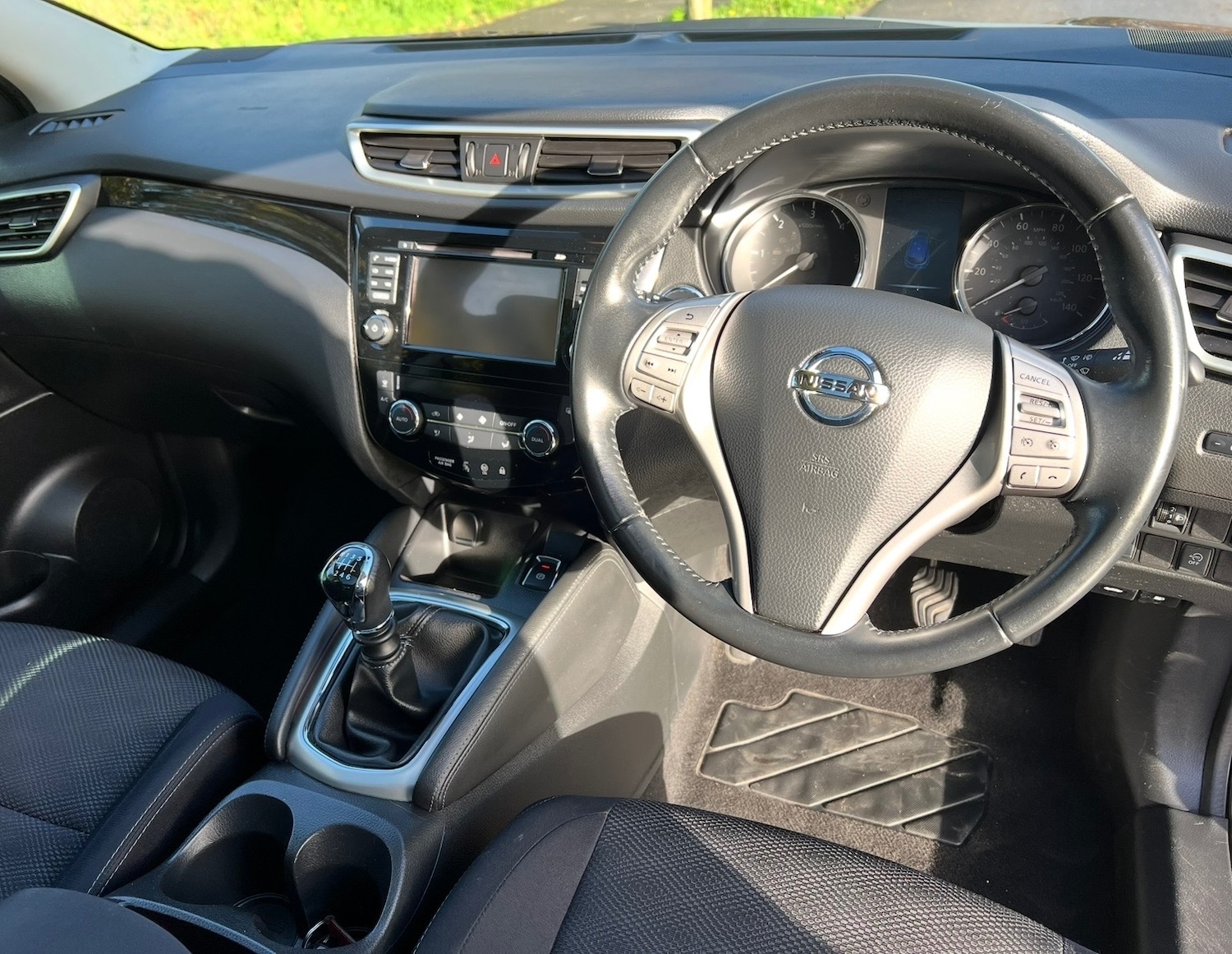 Used Nissan Qashqai 2014 for sale - 77272426: Photo 9