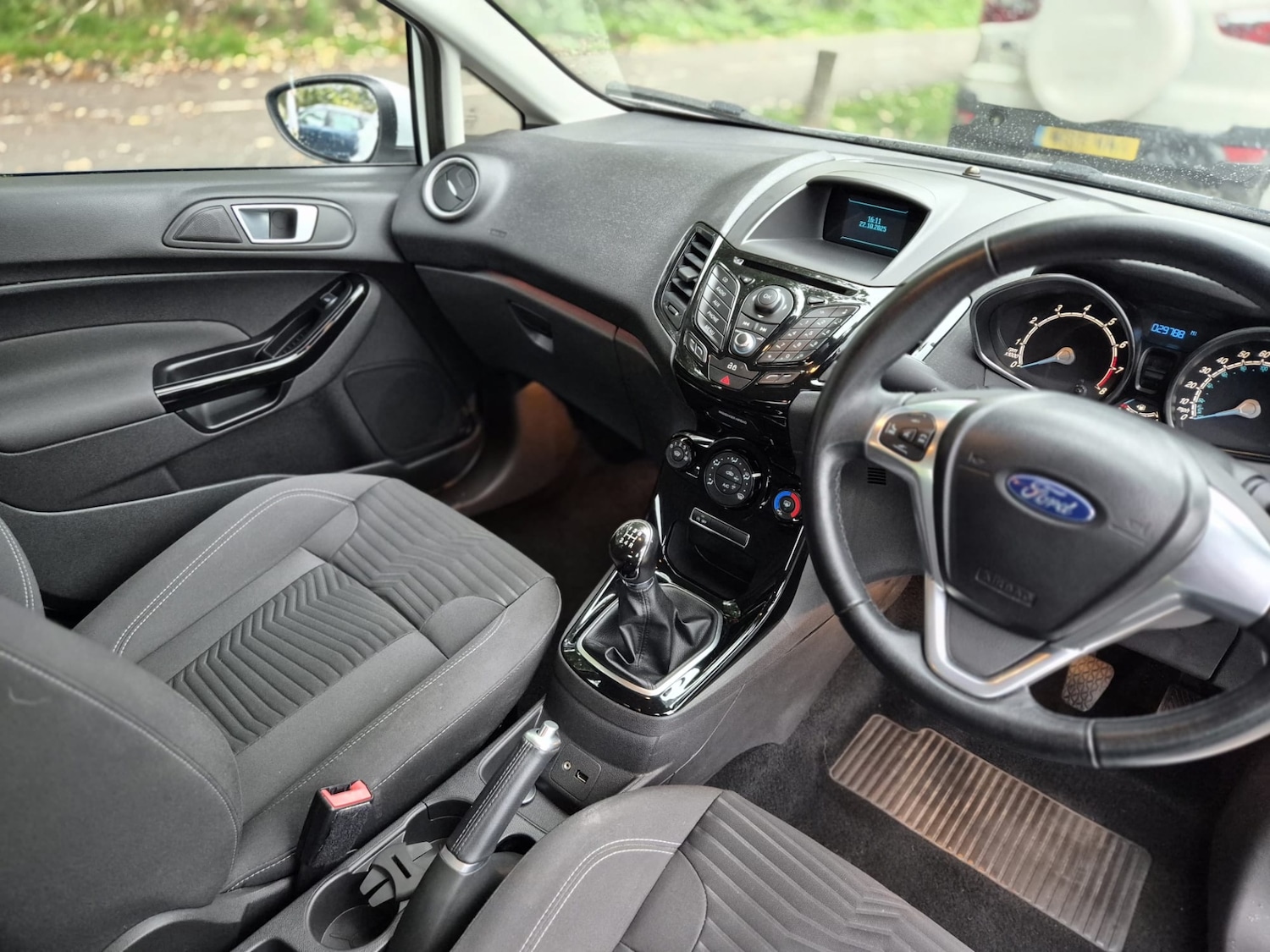 Used Ford Fiesta 2013 for sale - 76353070: Photo 7