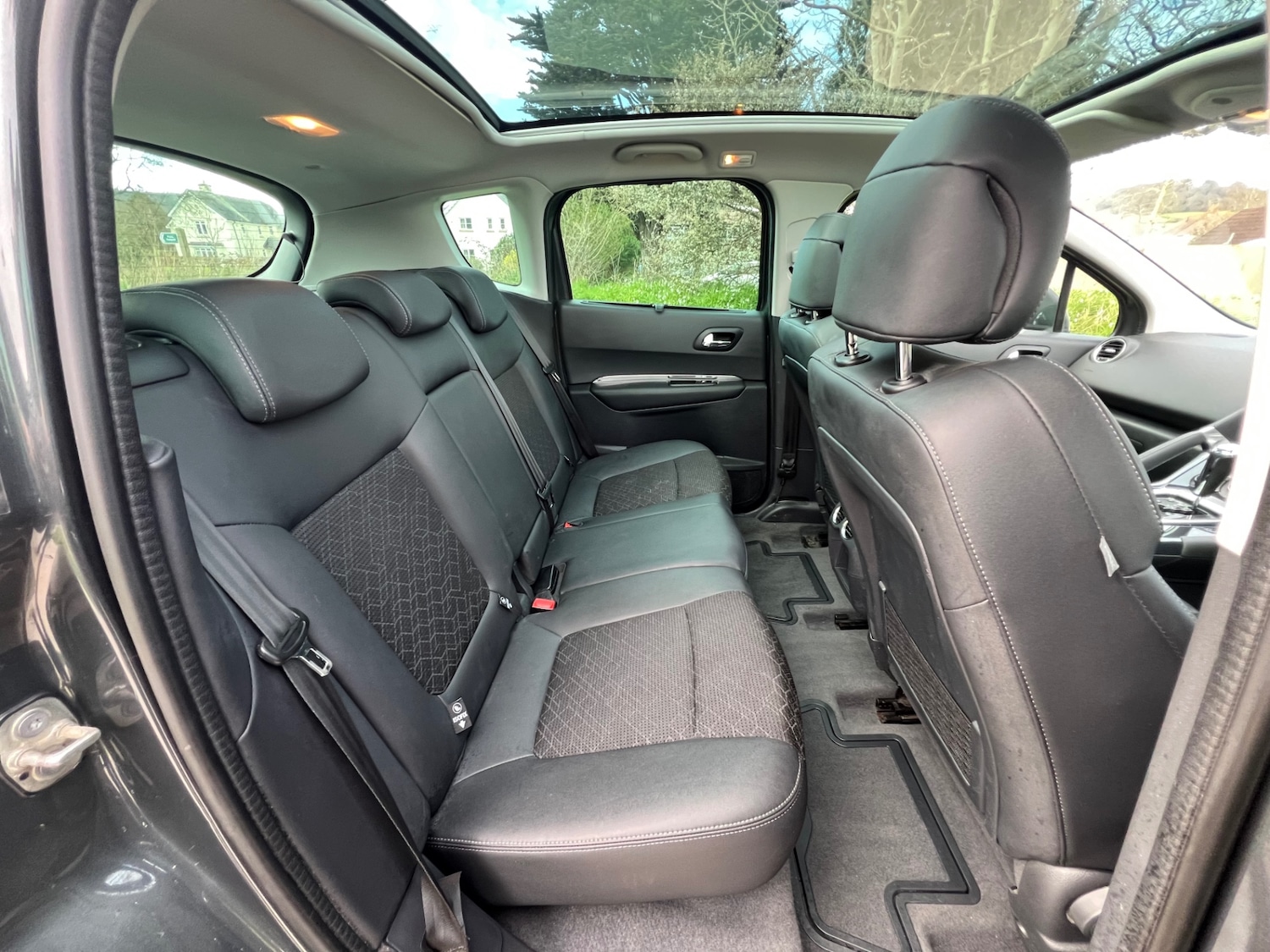 Used Peugeot 3008 2016 for sale - 77873722: Photo 8