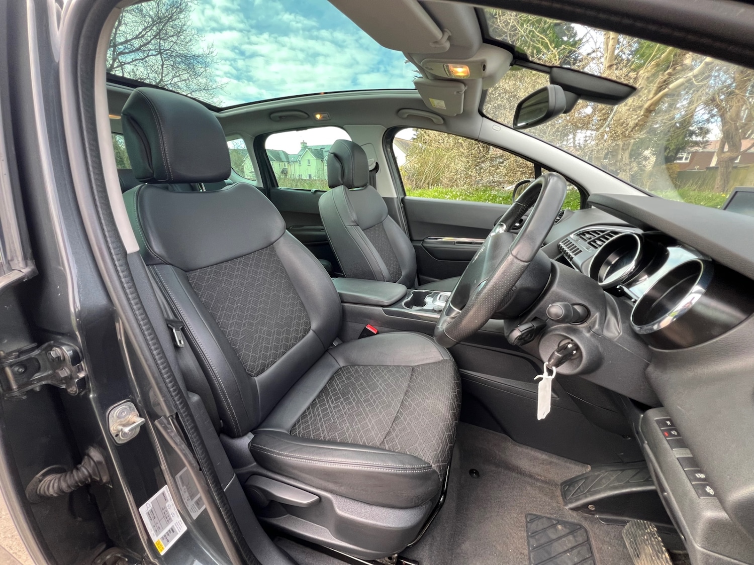 Used Peugeot 3008 2016 for sale - 77873722: Photo 9