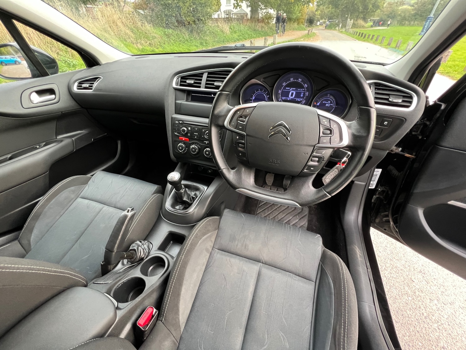 Used Citroen C4 2011 for sale - 76353066: Photo 10