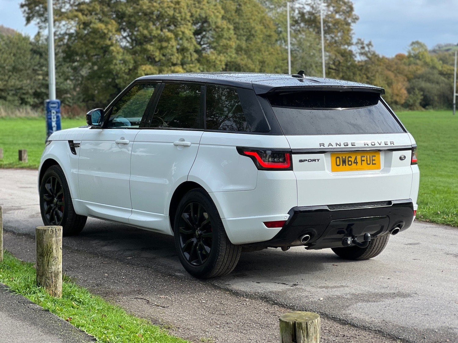 Used Land Rover Range Rover Sport 2015 for sale - 76340792: Photo 4