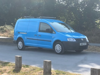 Used Volkswagen Caddy Maxi 2010 for sale - 79287458: Photo