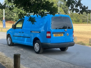 Used Volkswagen Caddy Maxi 2010 for sale - 79287458: Photo
