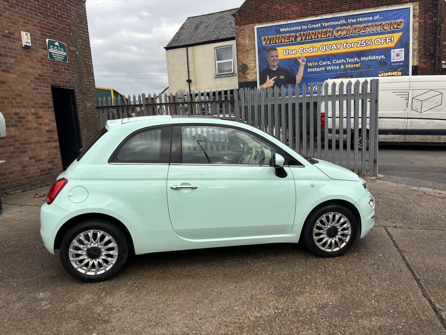 Used Fiat 500 2015 for sale - 76769586: Photo 4