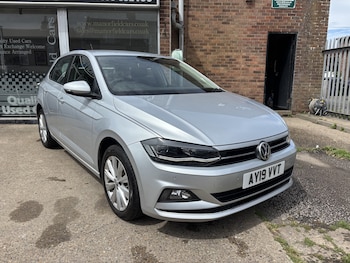 Used Volkswagen Polo 2019 for sale - 78997597: Photo