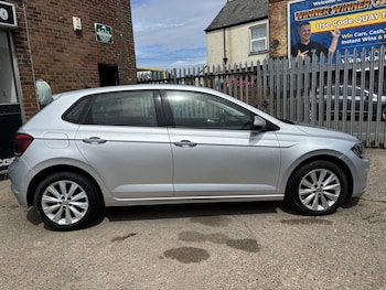 Used Volkswagen Polo 2019 for sale - 78997597: Photo