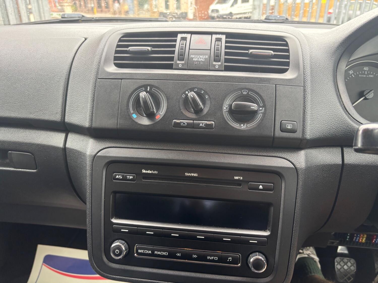 Used Skoda Fabia 2012 for sale - 76082775: Photo 16