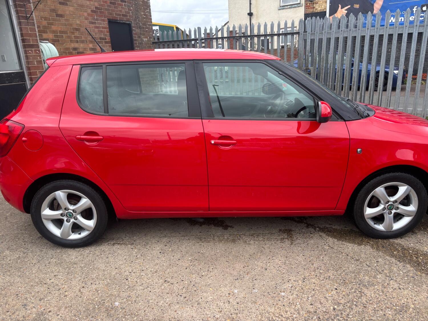 Used Skoda Fabia 2012 for sale - 76082775: Photo 4