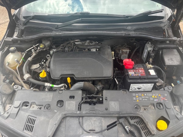 Used Renault Clio 2017 for sale - 75349351: Photo 9
