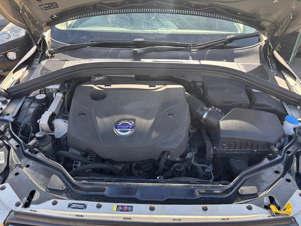 Used Volvo XC60 2014 for sale - 74594147: Photo 10