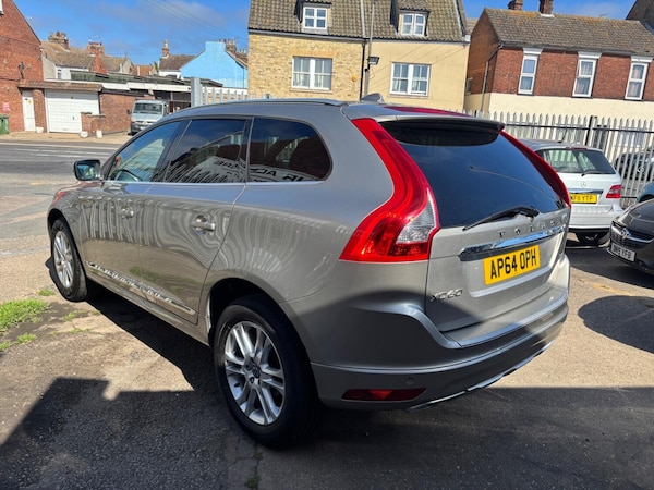 Used Volvo XC60 2014 for sale - 74594147: Photo 5