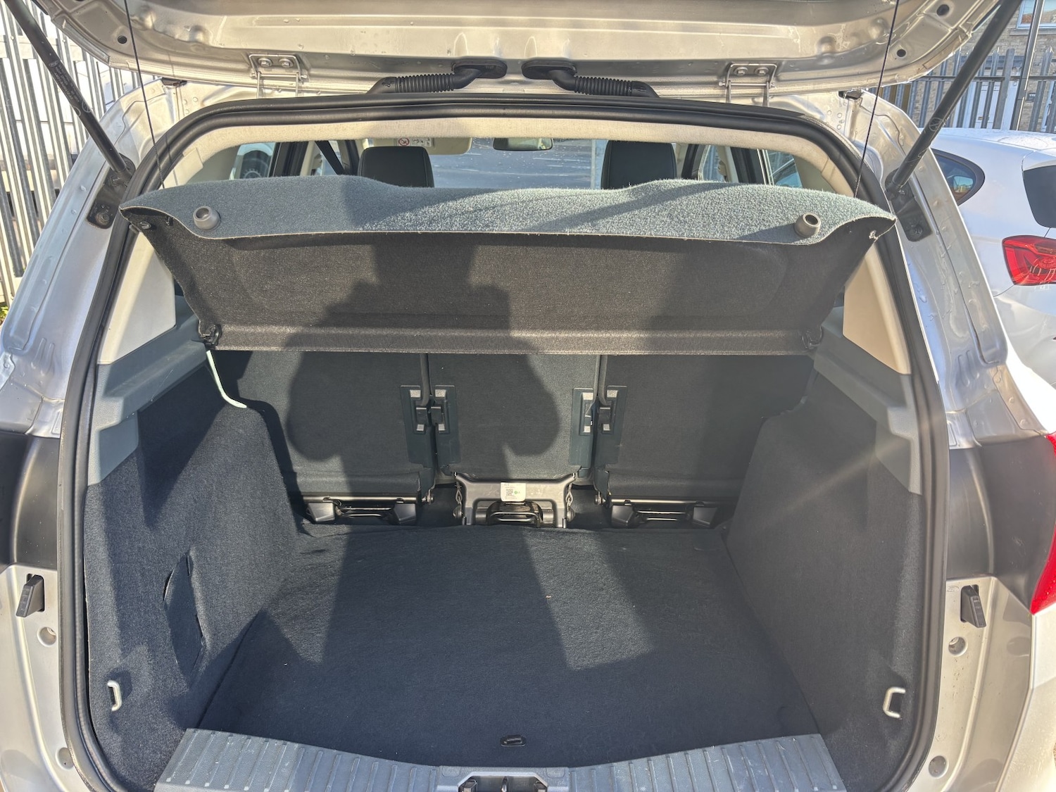 Used Ford C-Max 2015 for sale - 76347149: Photo 9