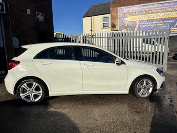 Used Mercedes-Benz A-Class 2015 for sale - 76605728: Photo