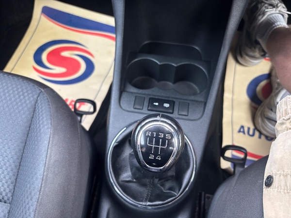 Used Skoda Fabia 2011 for sale - 76134103: Photo 18