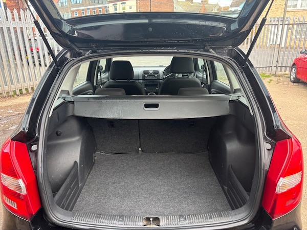 Used Skoda Fabia 2011 for sale - 76134103: Photo 9