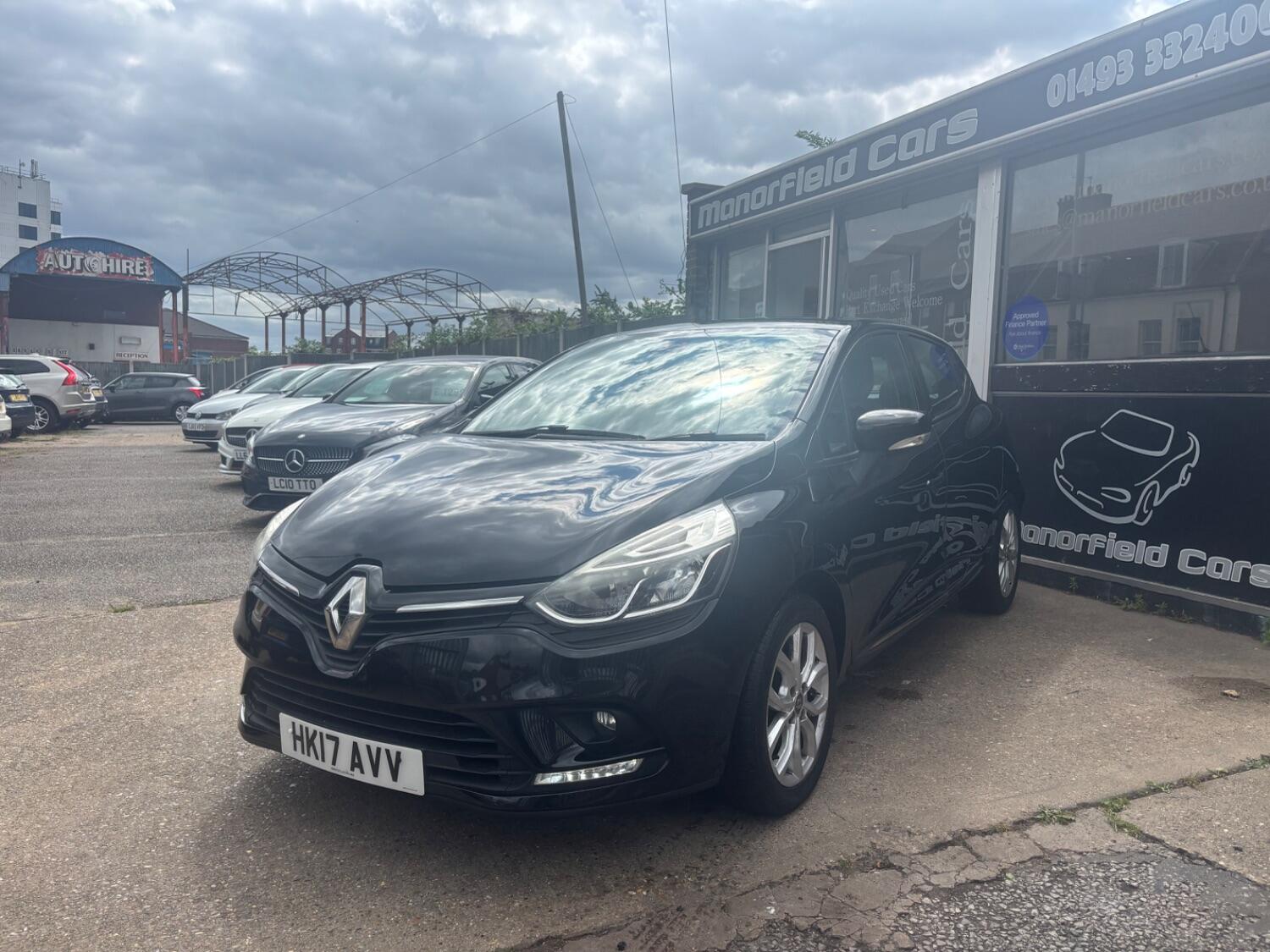 Used Renault Clio 2017 for sale - 76794294: Photo 1