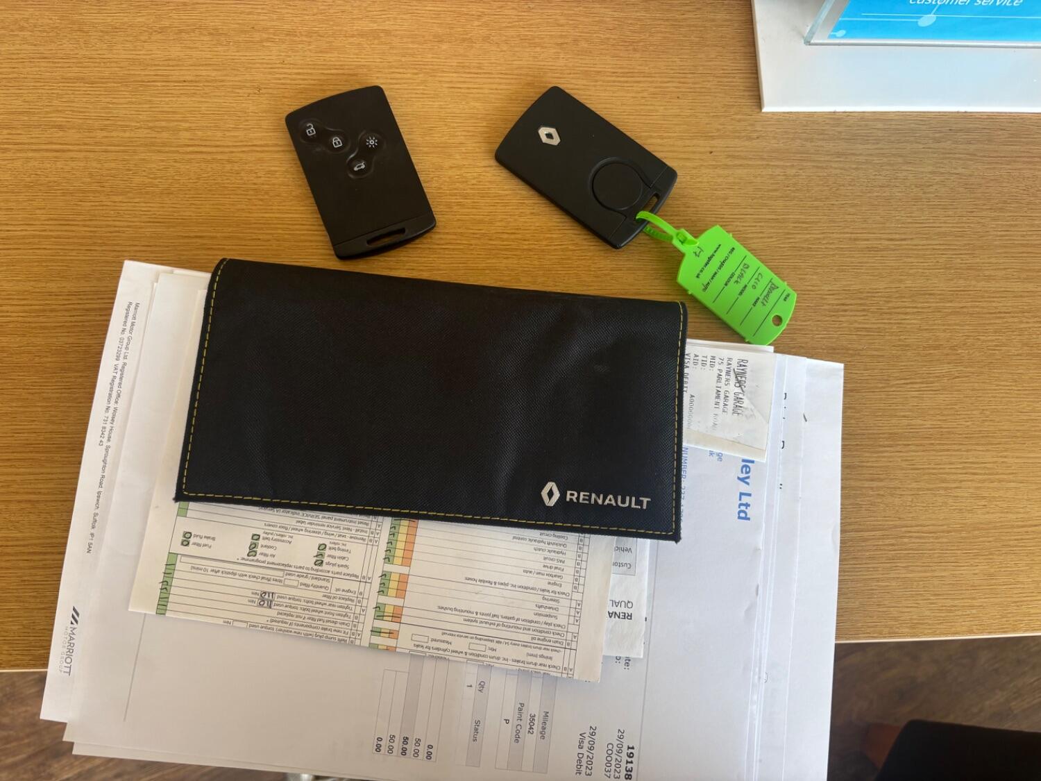 Used Renault Clio 2017 for sale - 76794294: Photo 17