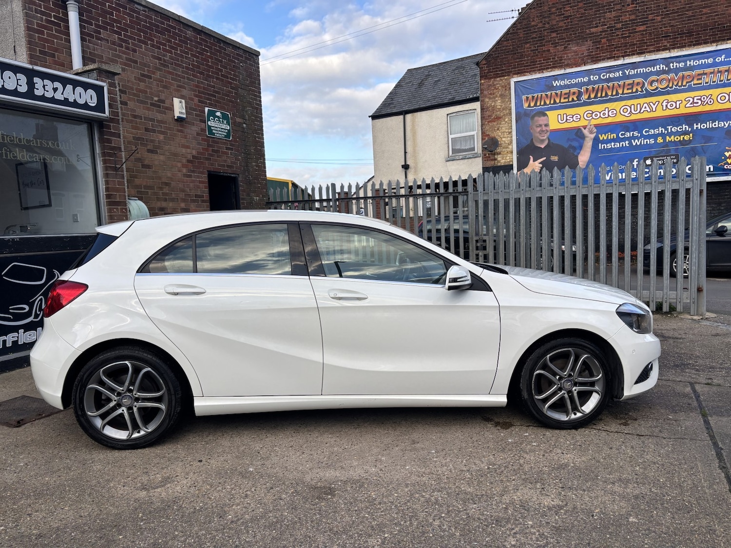 Used Mercedes-Benz A-Class 2013 for sale - 76904668: Photo 4