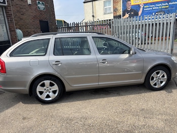 Used Skoda Octavia 2010 for sale - 78920842: Photo