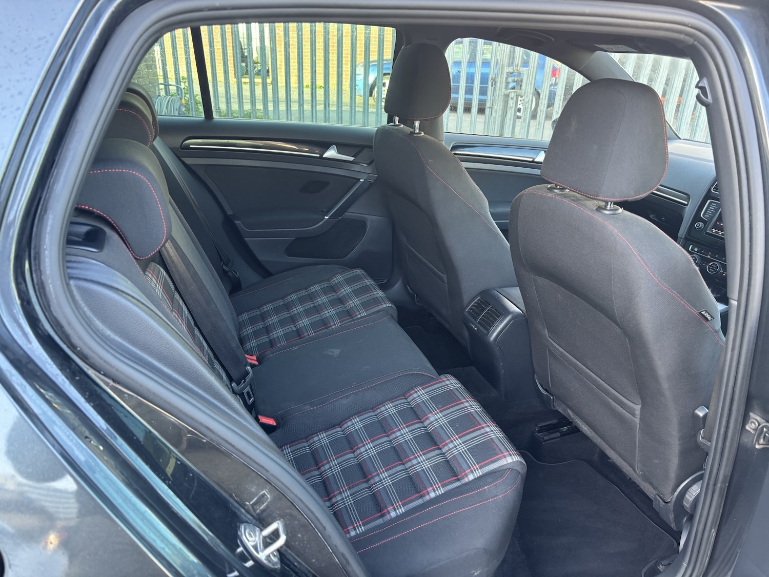 Used Volkswagen Golf 2015 for sale - 77465808: Photo 12