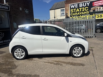Used Toyota AYGO 2016 for sale - 79495433: Photo