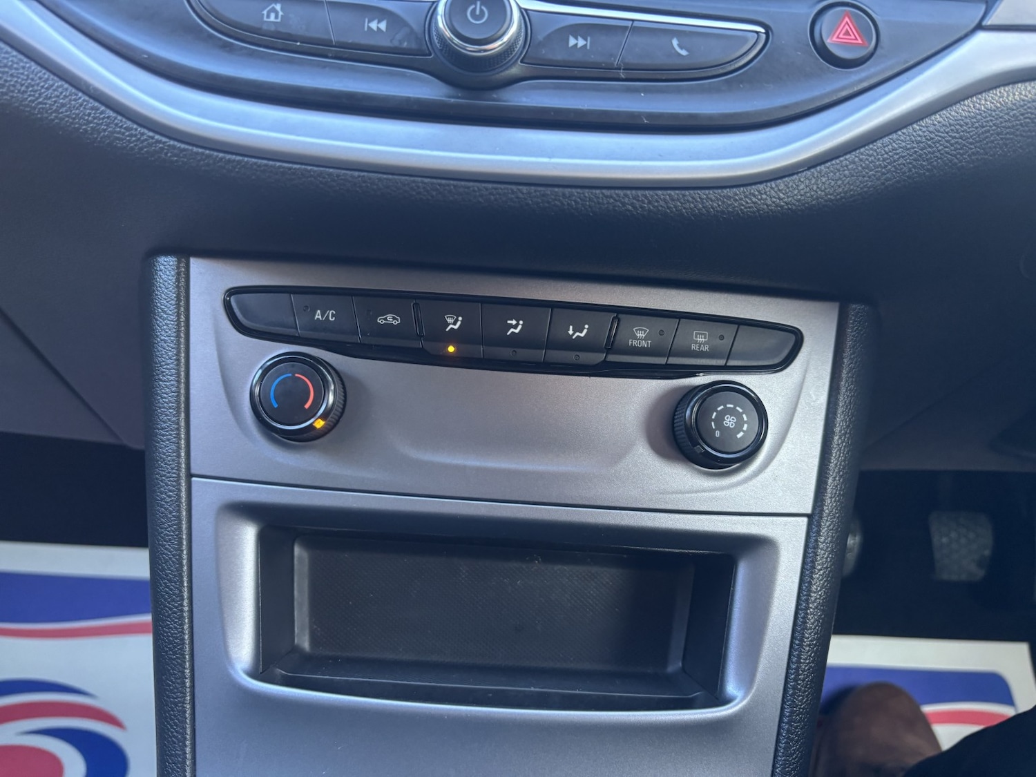 Used Vauxhall Astra 2020 for sale - 77370578: Photo 17