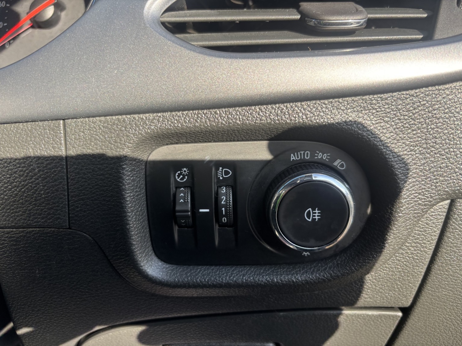 Used Vauxhall Astra 2020 for sale - 77370578: Photo 19