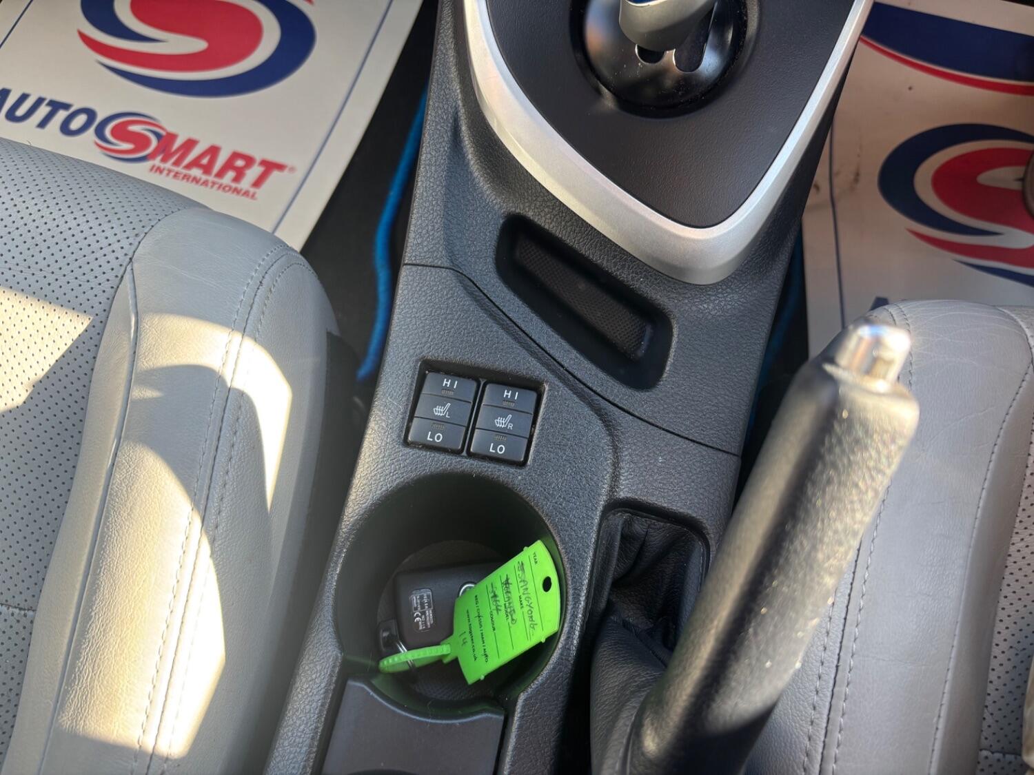 Used Toyota Auris 2013 for sale - 76134104: Photo 16