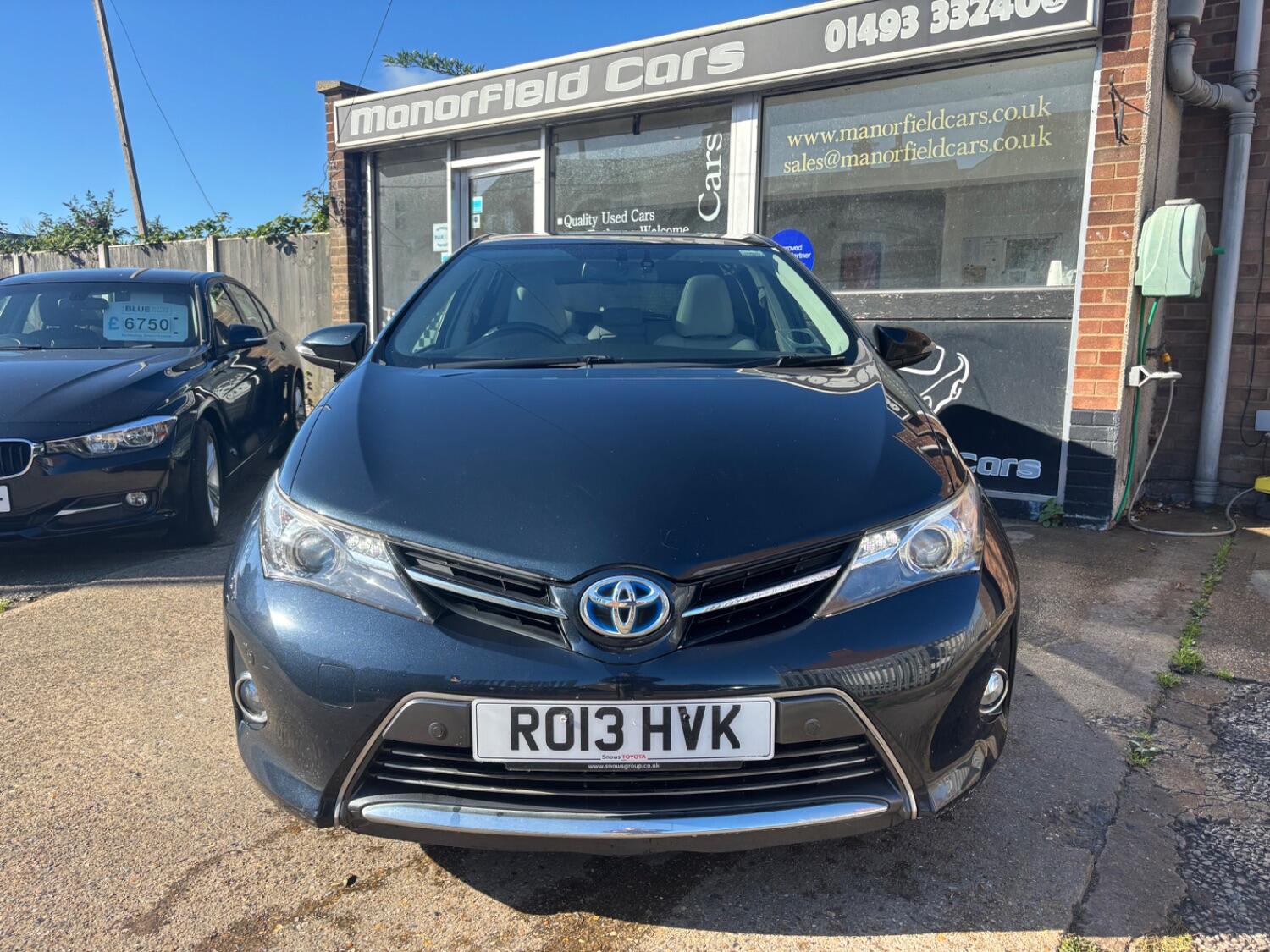 Used Toyota Auris 2013 for sale - 76134104: Photo 2